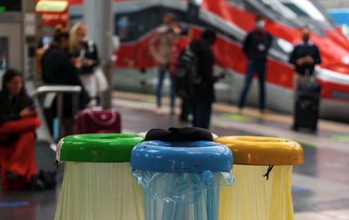 Article Image for Simple Ways to Live Plastic-Free in the City